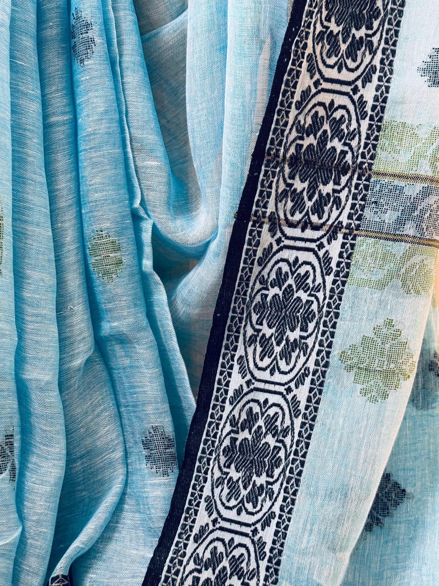 MAYA : PURE LINEN SAREE