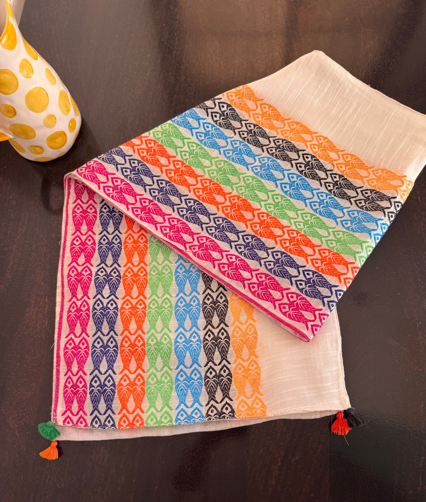 FISH MOTIF COTTON TABLE RUNNER