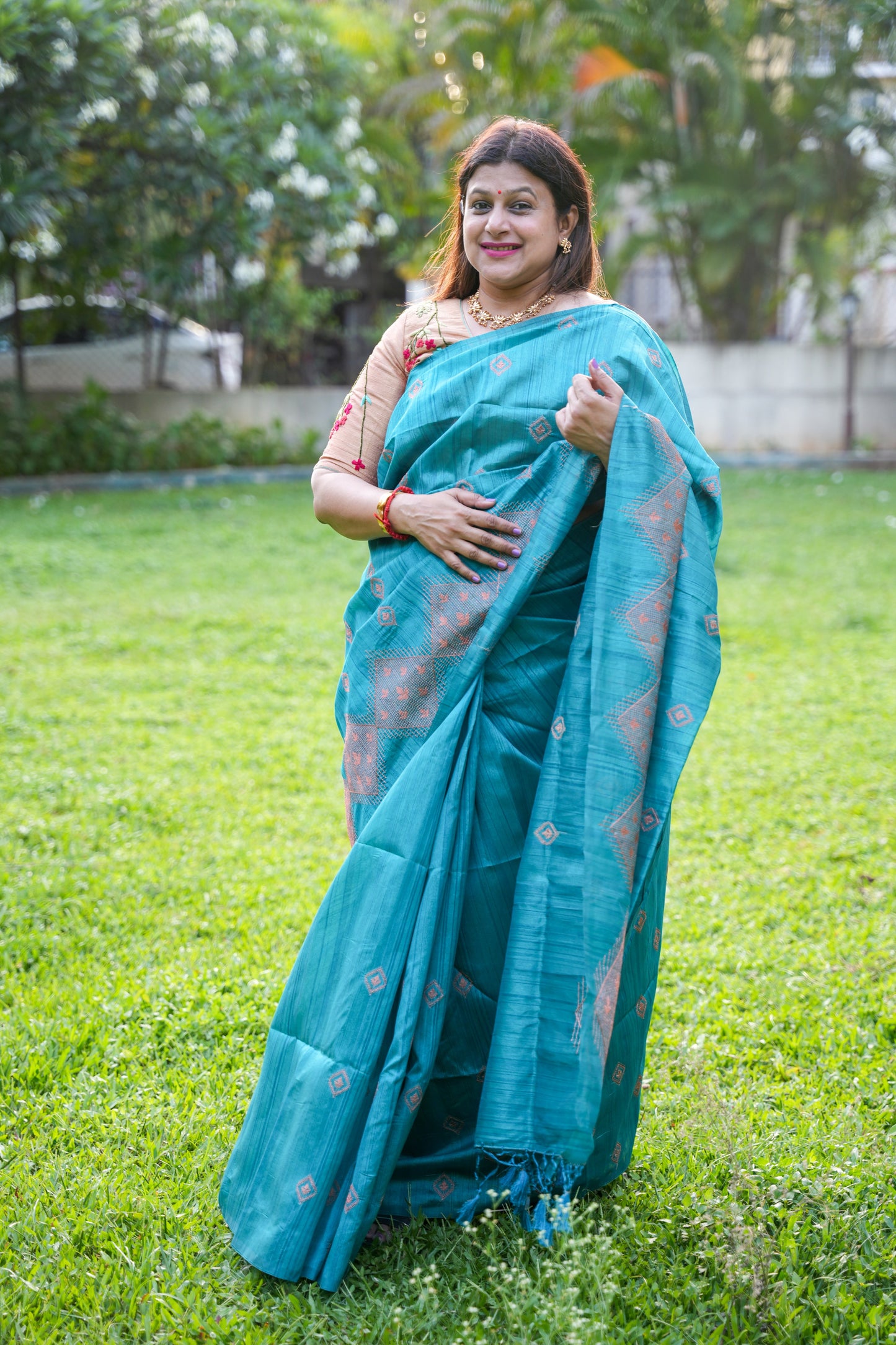 AARTI : BLENDED TUSSAR SILK SAREE