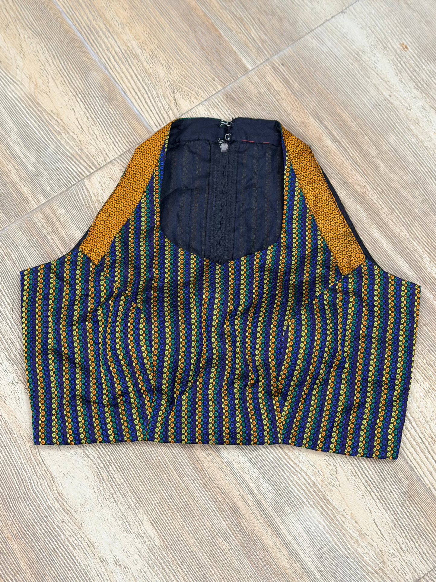 MULTICOLOUR BLOUSE