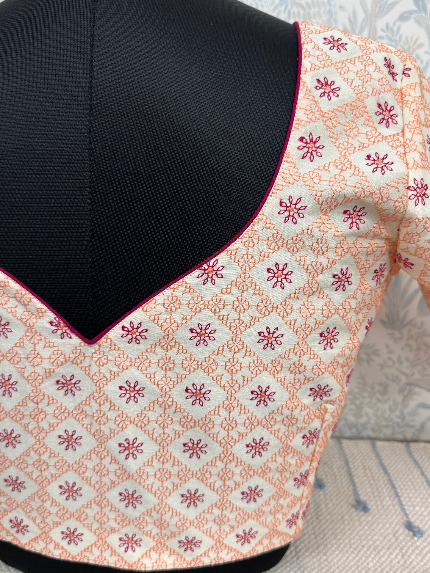 VANILLA CRUSH : KASUTI EMBROIDERED SILK BLOUSE
