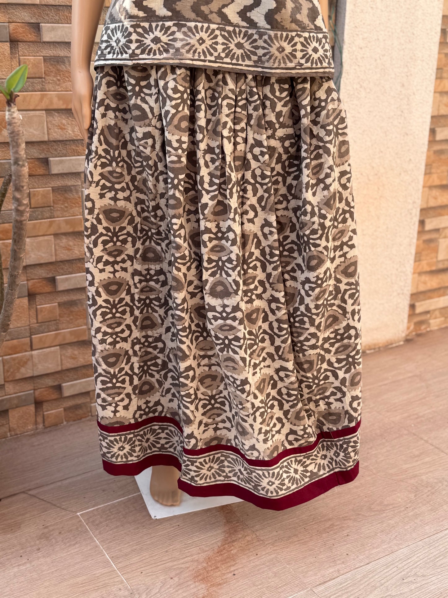 SITARA : SKIRT AND TOP SET