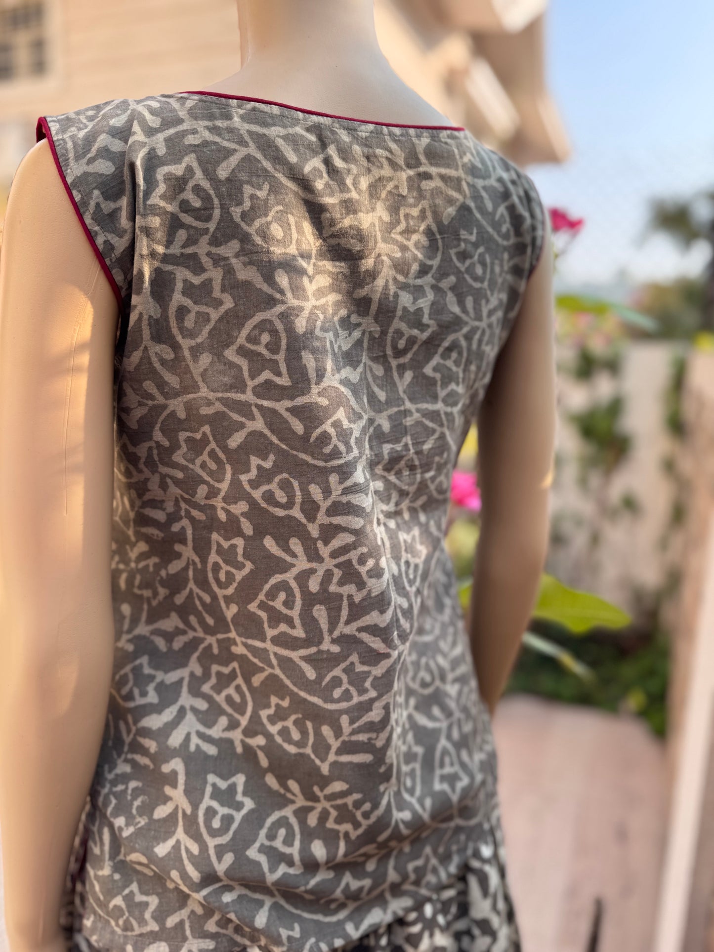 SHYAMALA : SKIRT AND TOP SET