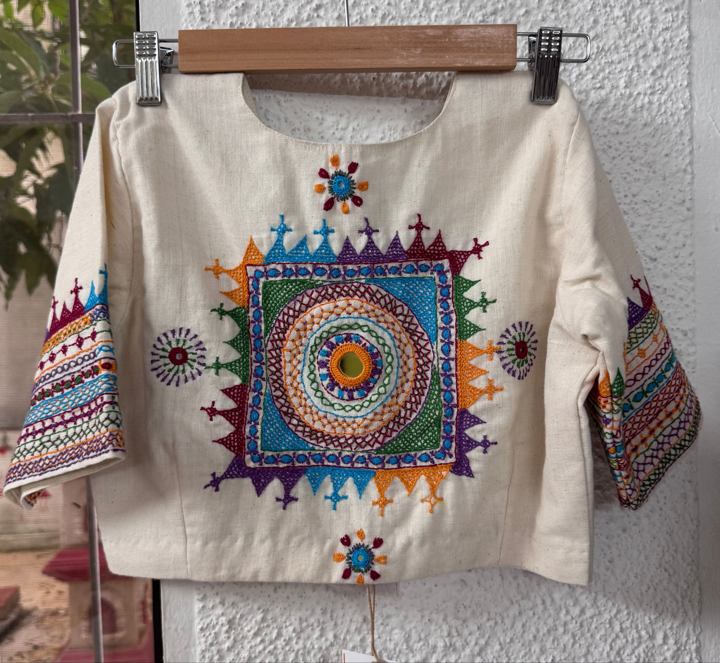 RANGIN : PURE COTTON EMBROIDERED BLOUSE
