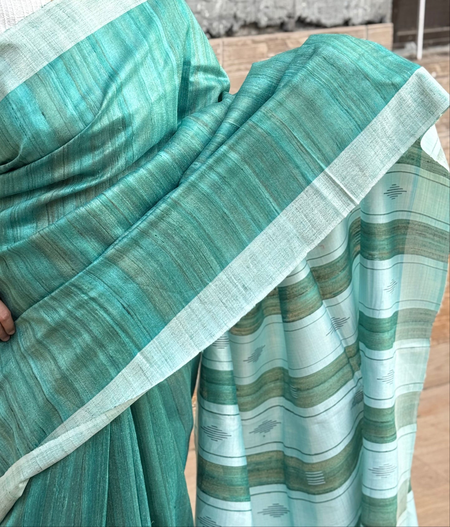 Handloom tussar silk saree
