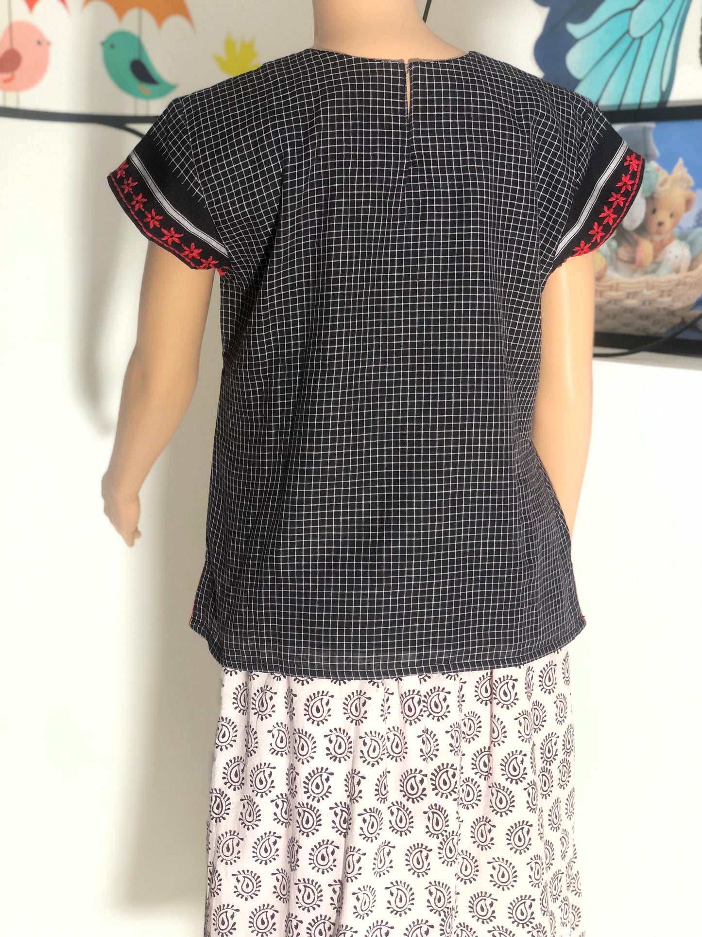 STUNNING BLACK : HANDLOOM COTTON BLACK CHECKERED SHORT TOP