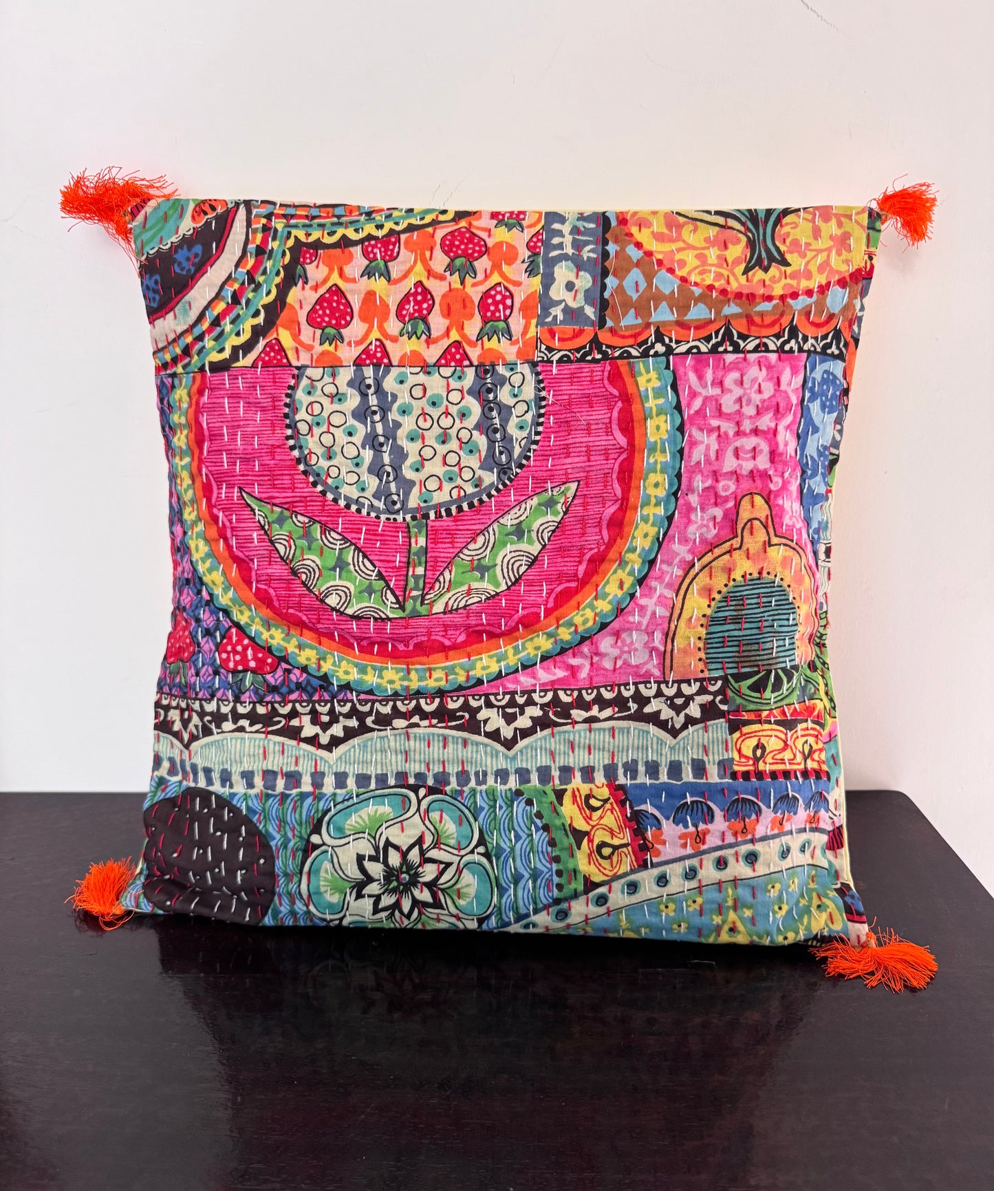 KANTHA MUTLICOLOUR : SET OF 2 COVERS