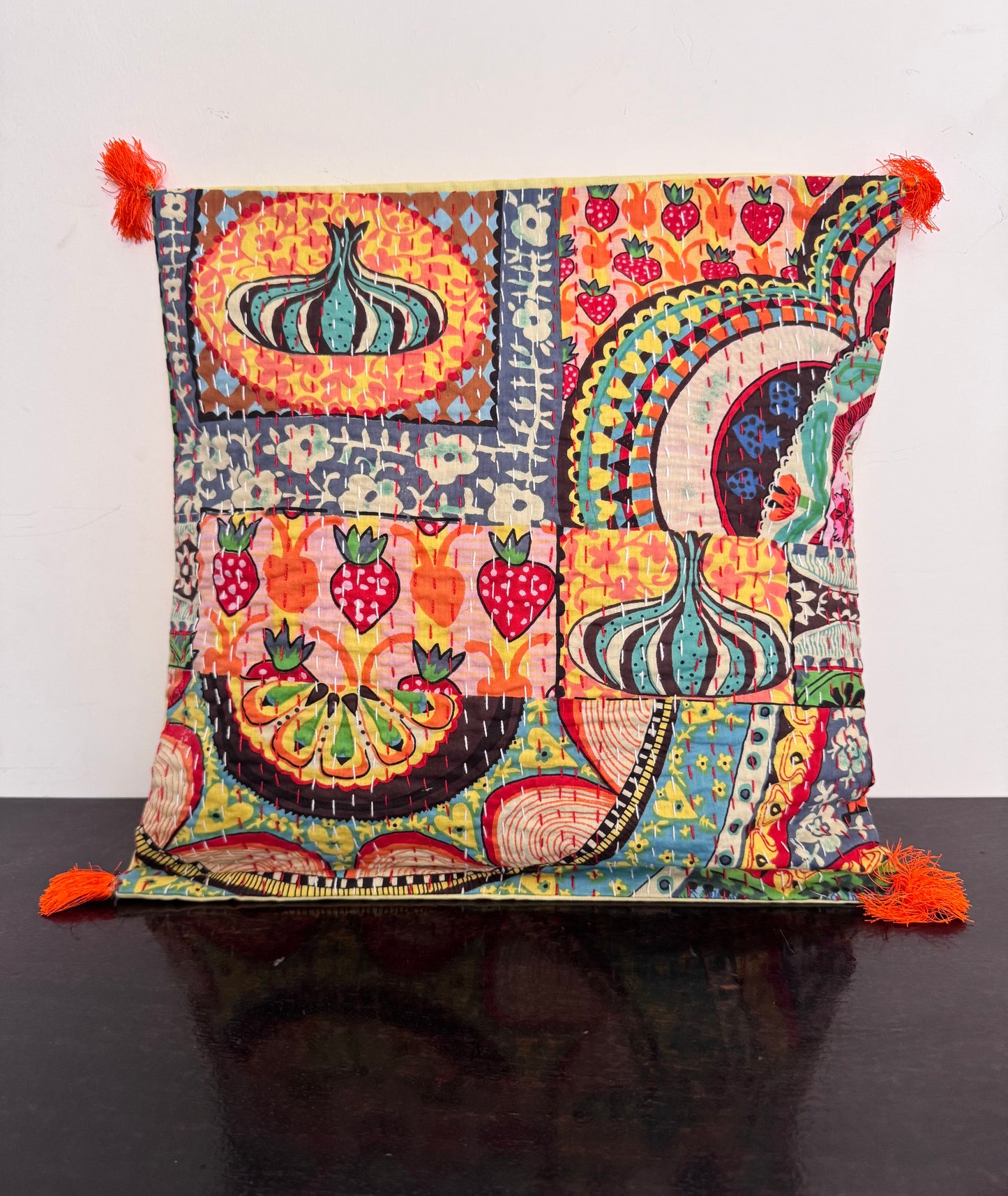 KANTHA MUTLICOLOUR : SET OF 2 COVERS