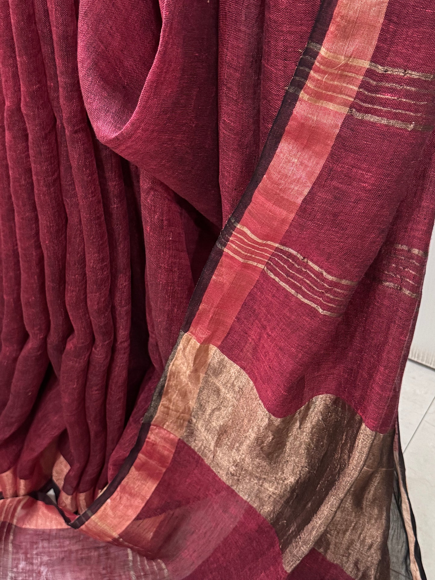 MAYA : PURE LINEN SAREE