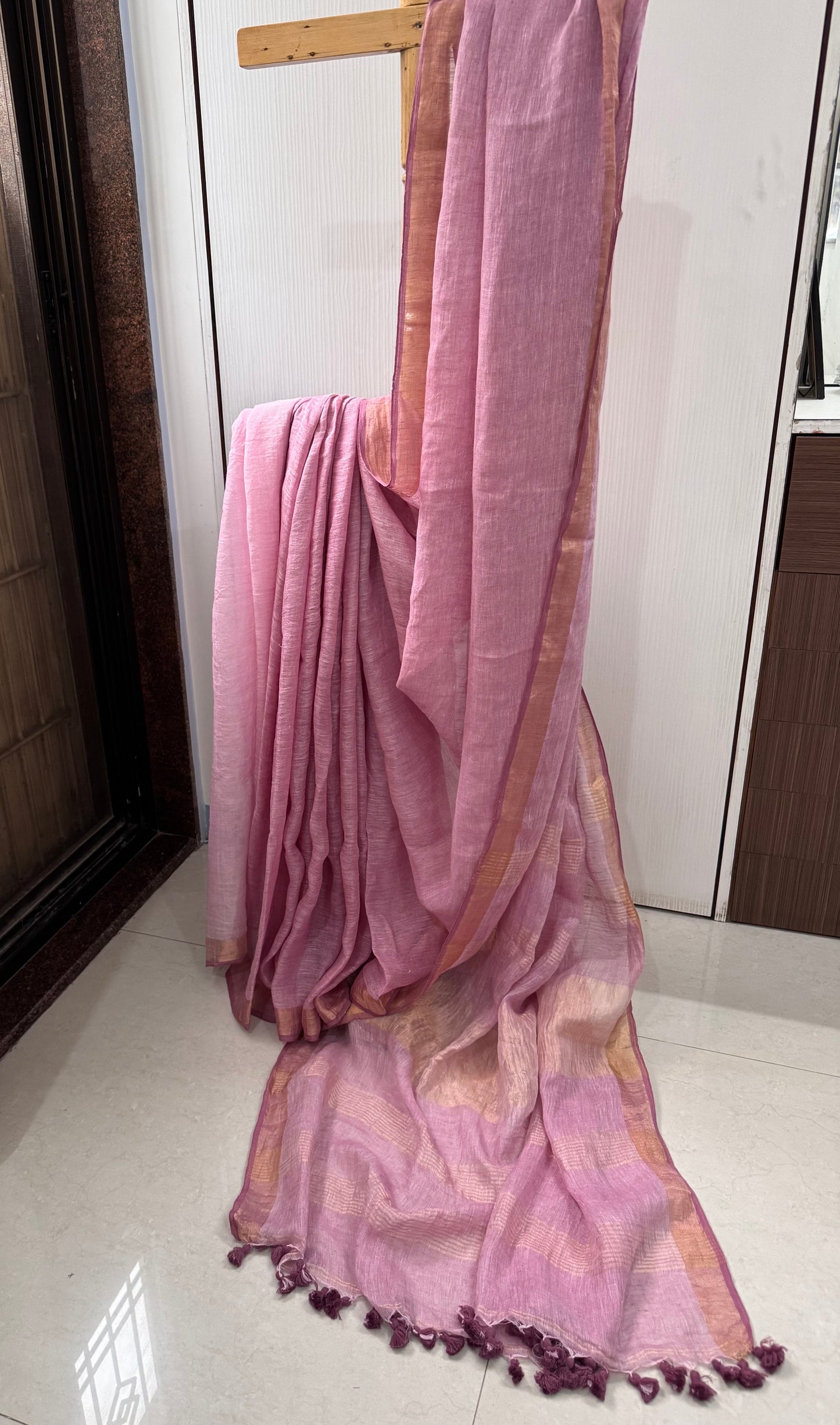 MEDINI : PURE LINEN SAREE