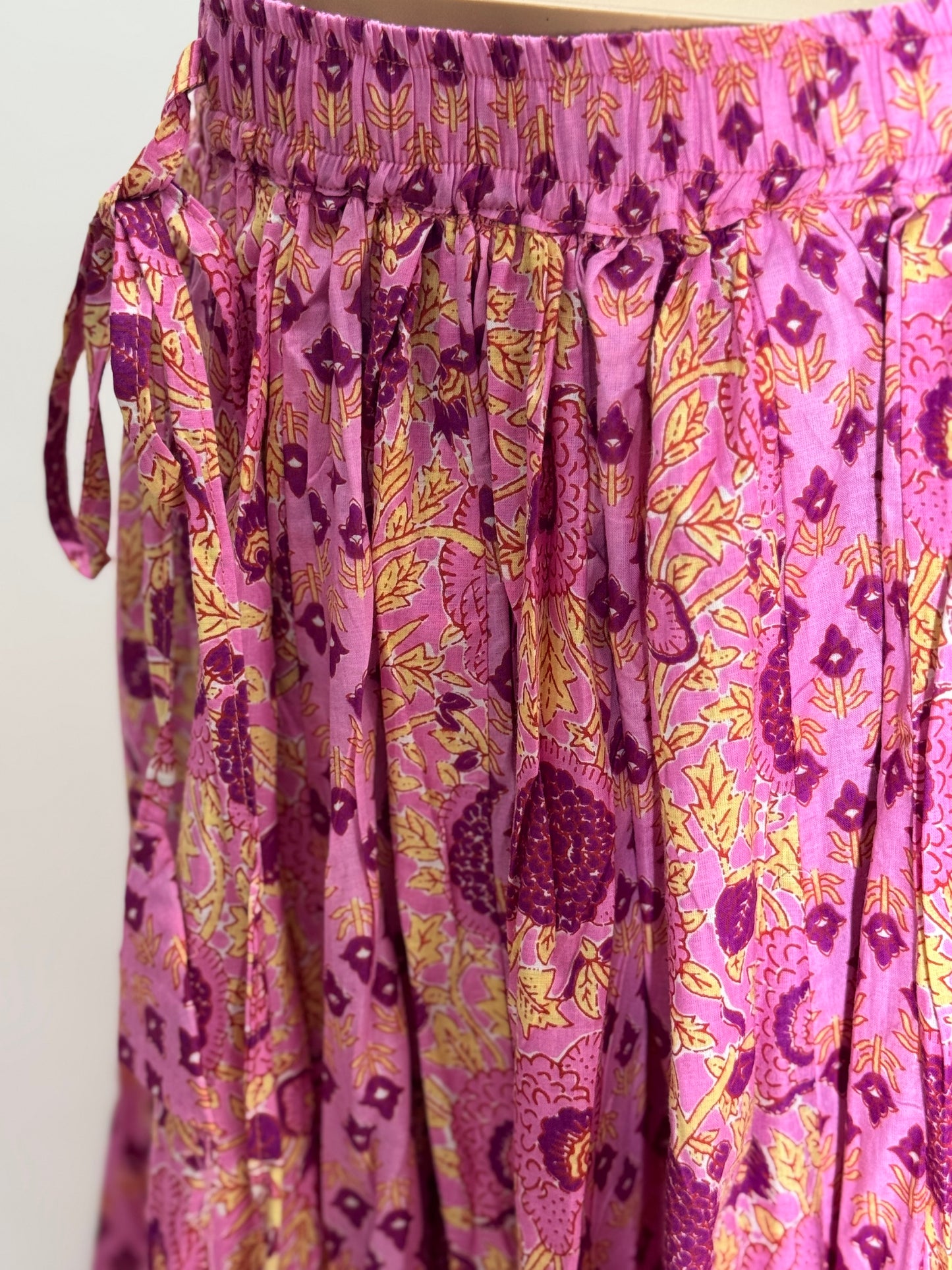 ROSY DEW : PRINTED SKIRT
