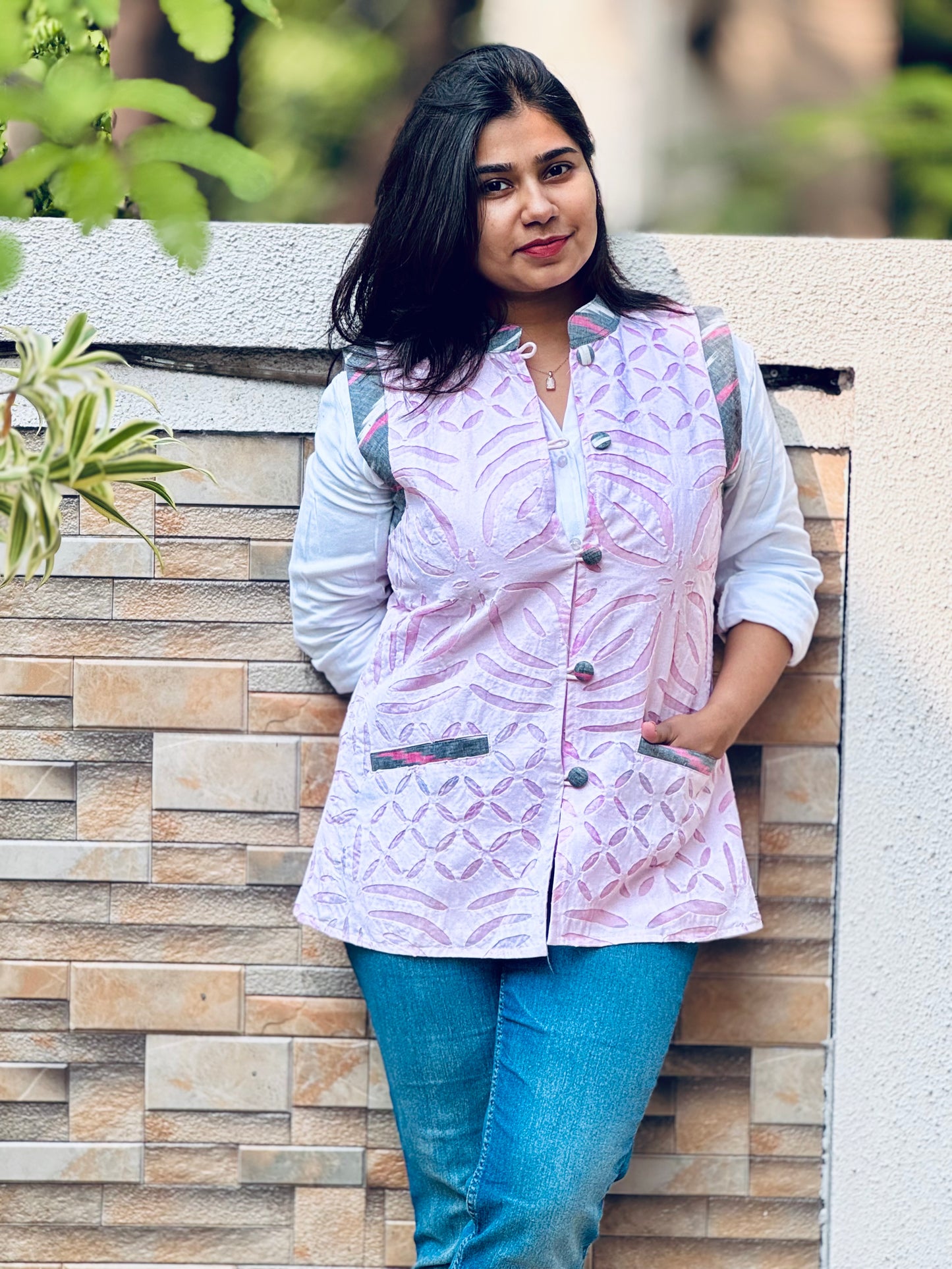 SERENE : SLEEVELESS JACKET