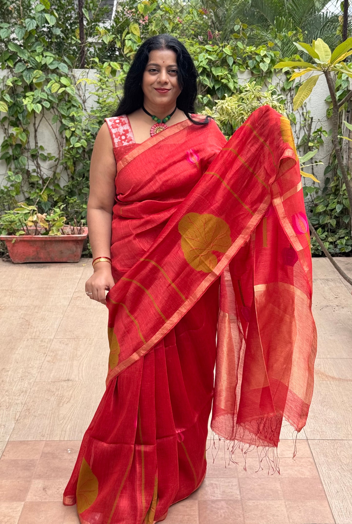 LAKSHMI : SILK LINEN SAREE WITH LOTUS