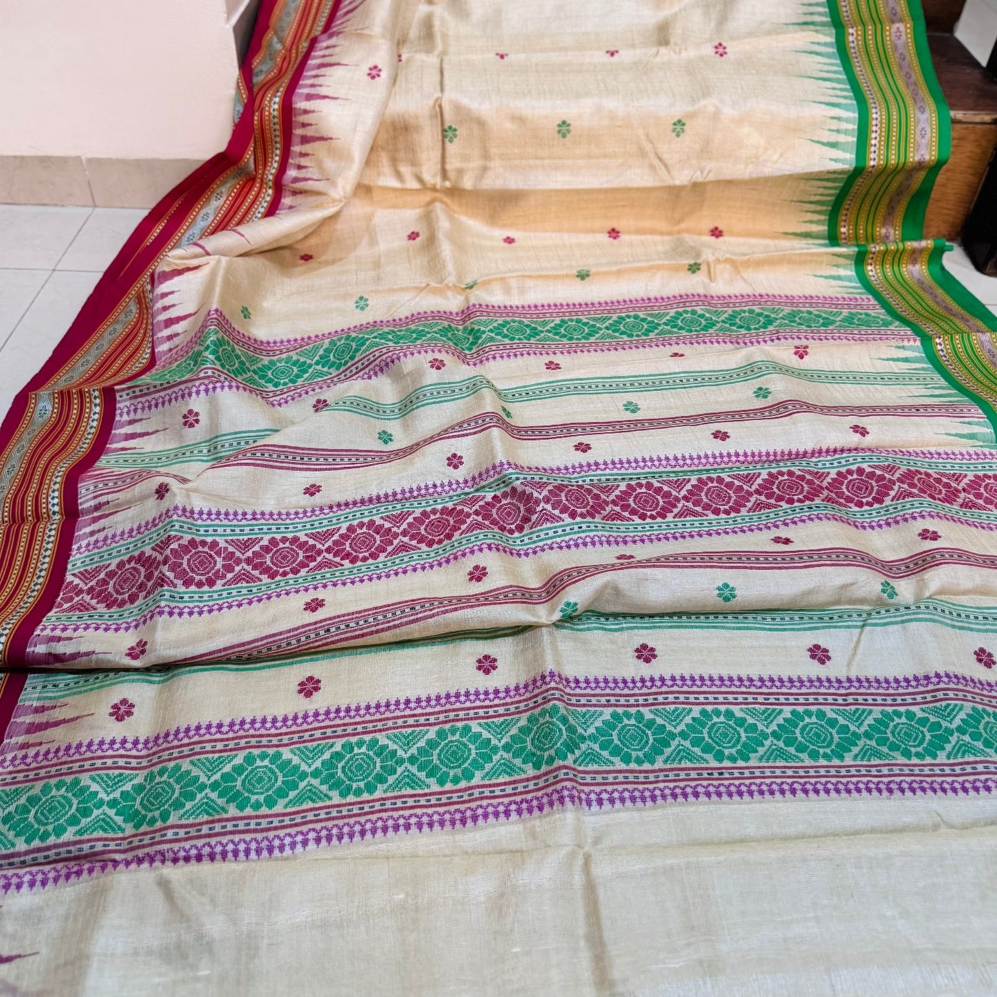Vidarbha Tussar Saree with jhala palla