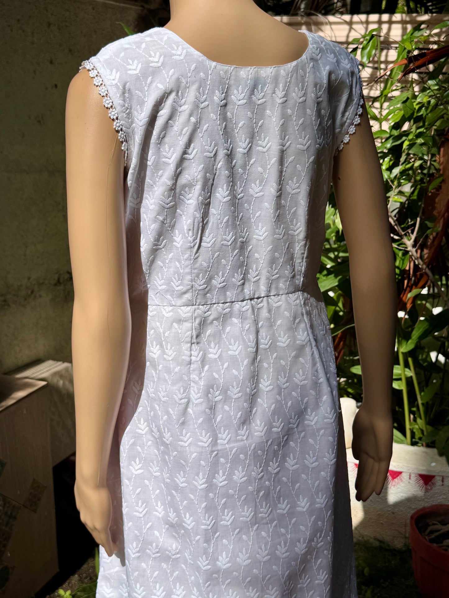 Schiffli white dress with lace