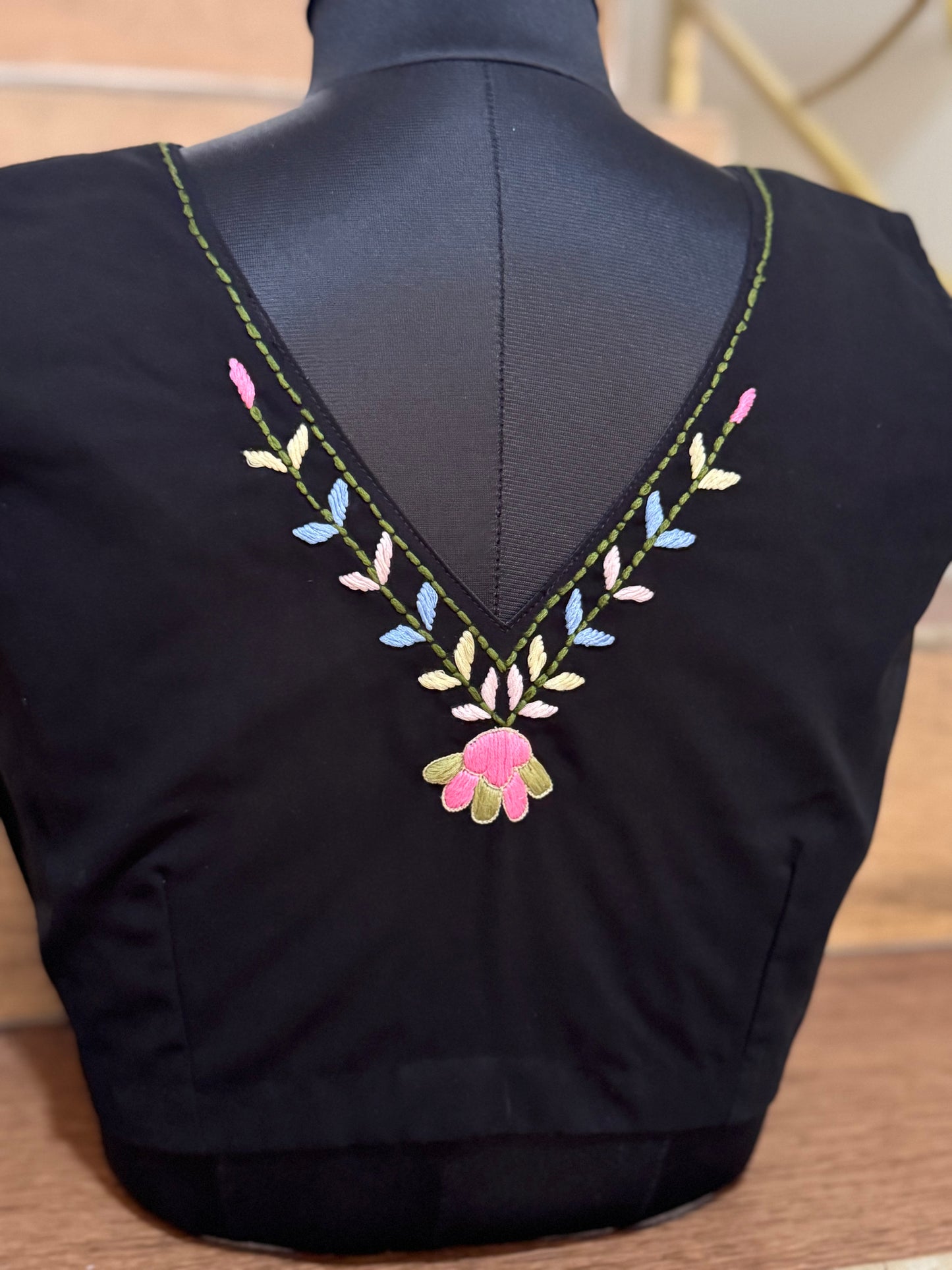 THE BOUQUET : BLACK HAND EMBROIDERED BLOUSE
