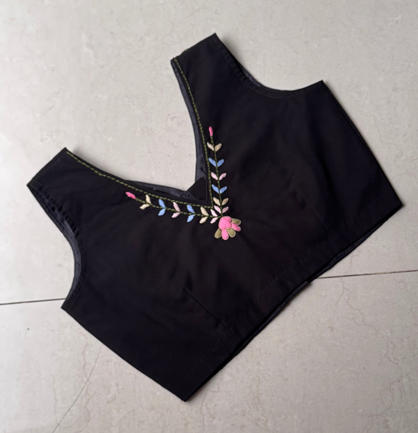 THE BOUQUET : BLACK HAND EMBROIDERED BLOUSE