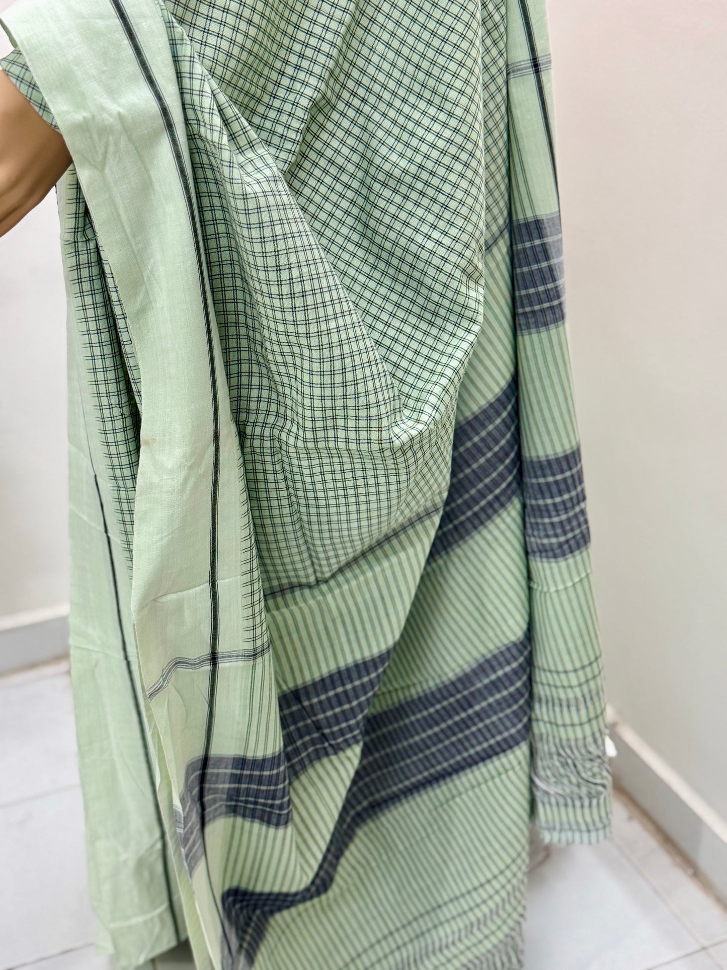 MYRA : LIGHT GREEN PATTEDA ANCHU SAREE