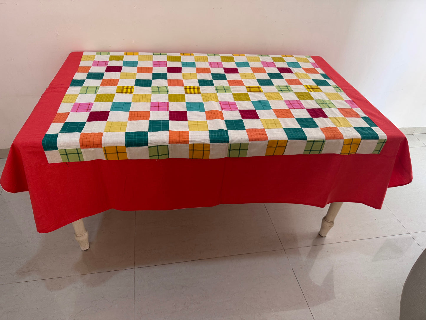 QUILTED COTTON TABLE COVER