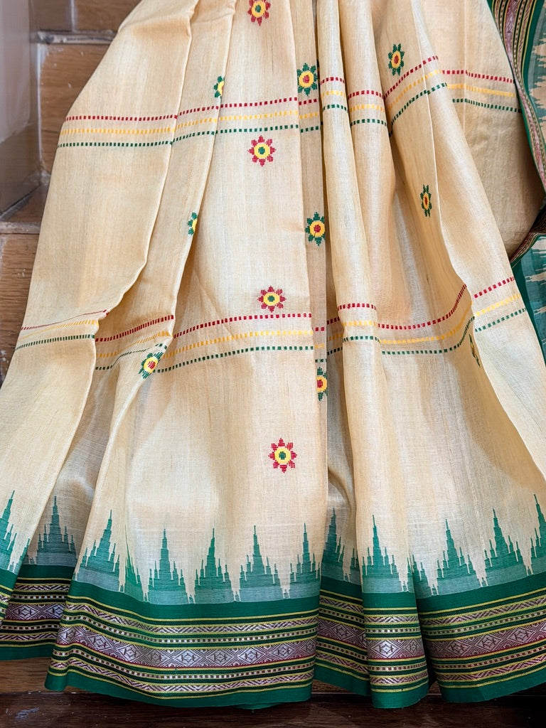 SHAMBHAVI : KARVATI KINAAR TUSSAR SILK JHALA PALLA WITH VERTICLE WOVEN STRIPES, RED AND GREEN BORDERS
