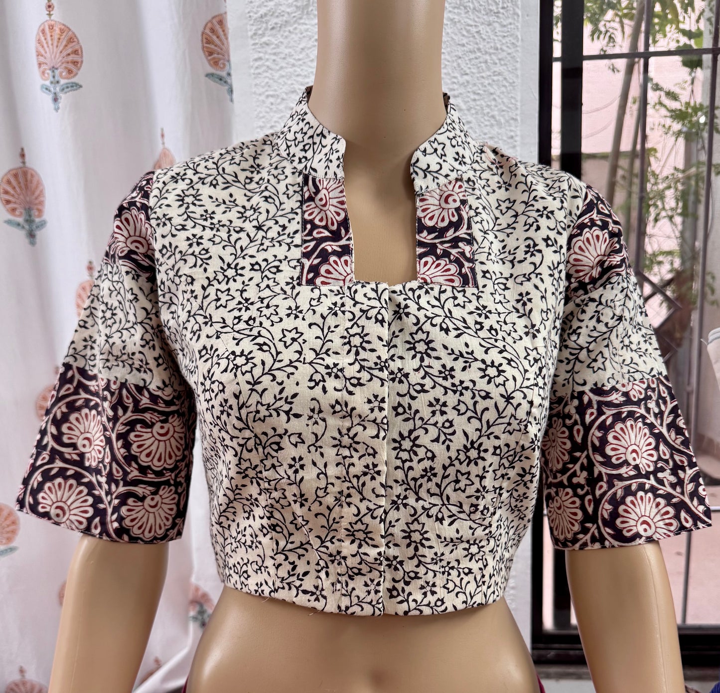 DAISIES : BAGH PRINT COTTON BLOUSE