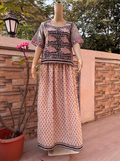 SUMAN : SKIRT AND TOP SET