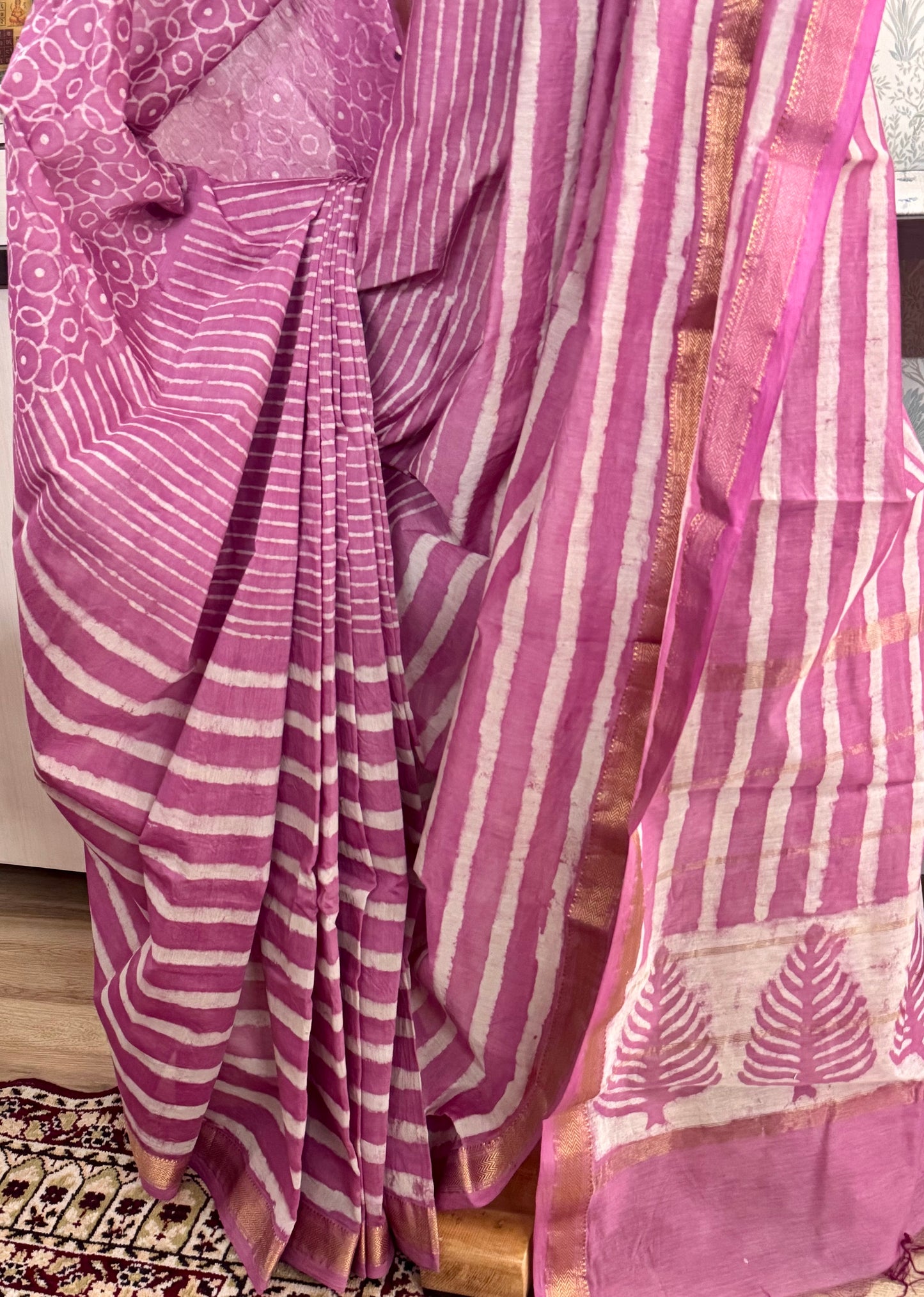 URMEELA : HAND BLOCK PRINTED MAHESHWARI SILK COTTON SAREE