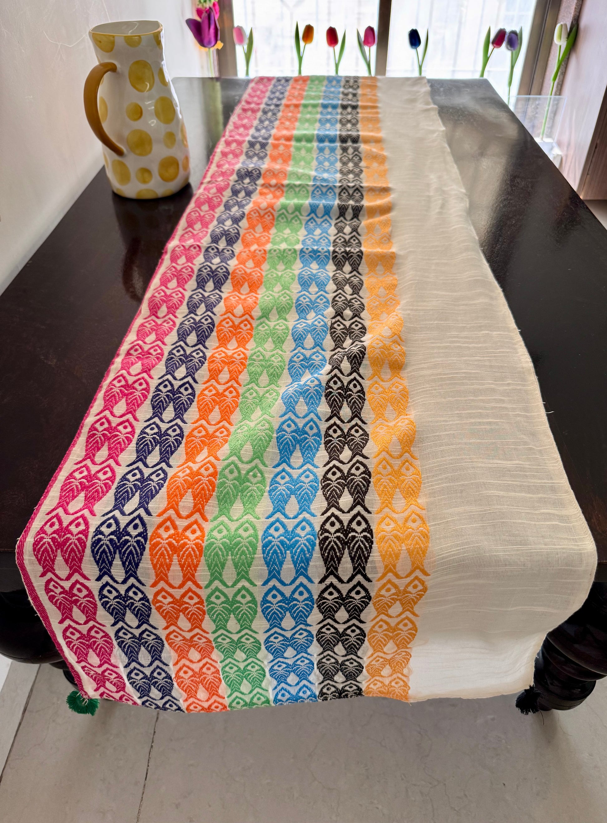 Woven table runner