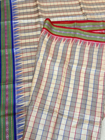 Karvati Kinar with checks