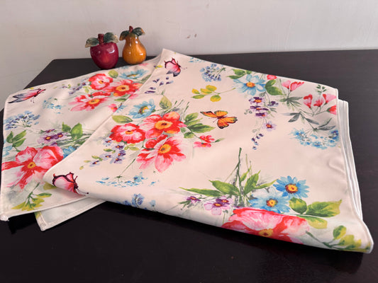 GLAZED SATIN TABLE RUNNER