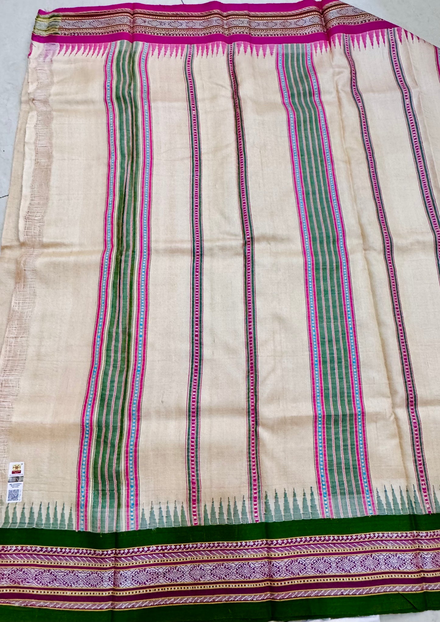 VAIDEHI : VIDARBHA TUSSAR KARVATI KINAR SAREE WITH GREEN-PINK BORDERS