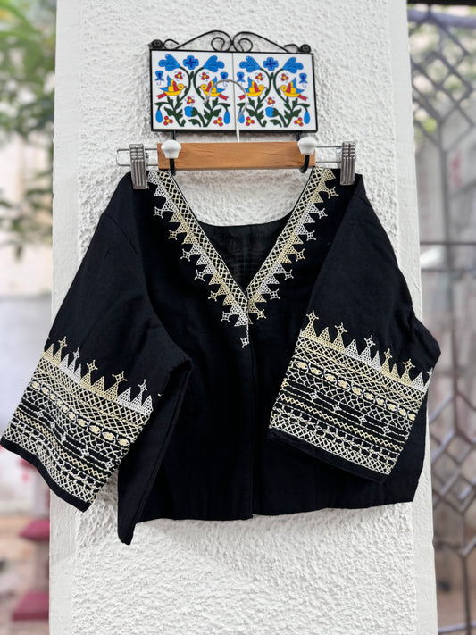 NAKSHATRA : PURE COTTON EMBROIDERED BLOUSE