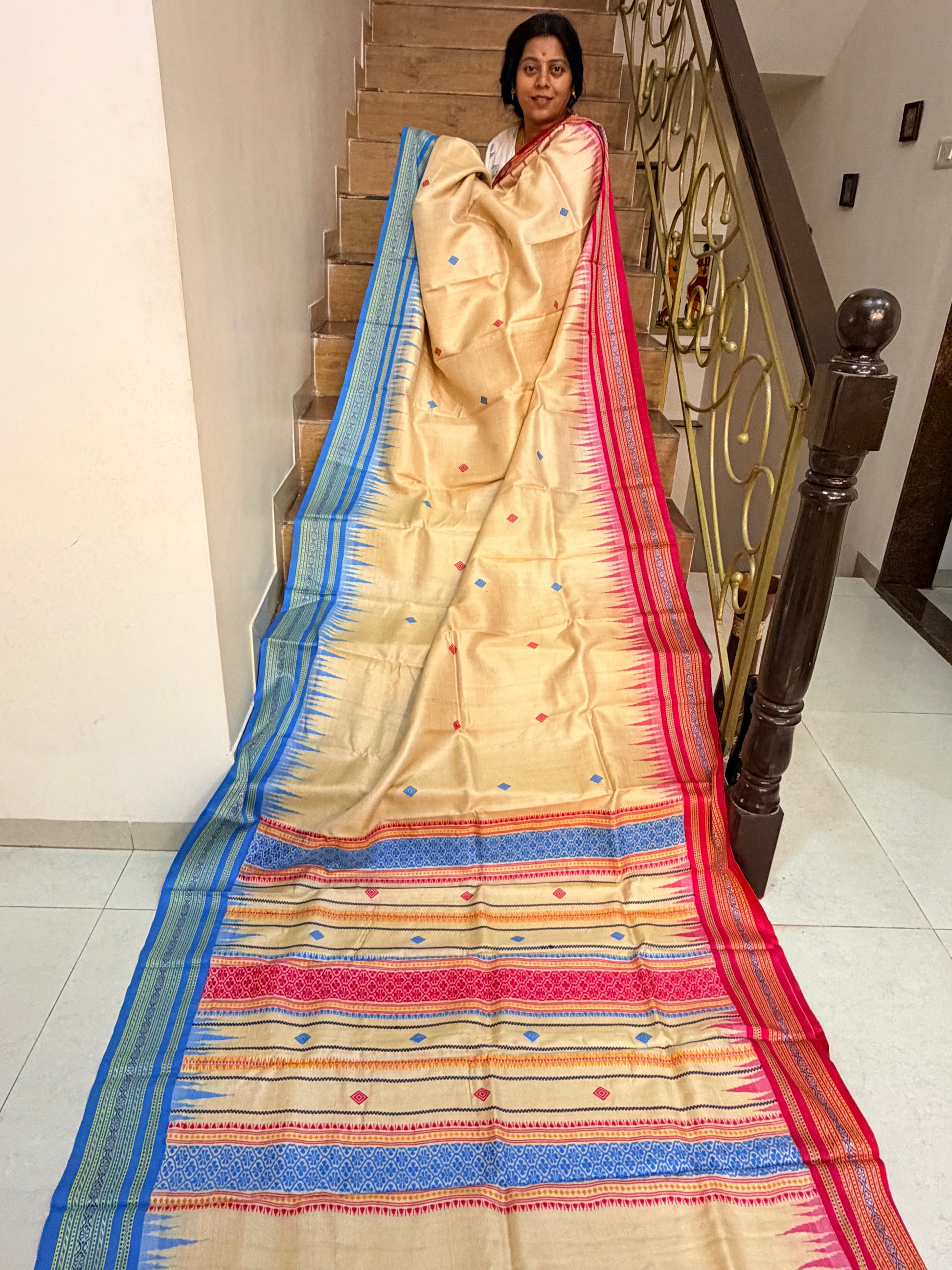 KARVATI KINAAR TUSSAR SILK