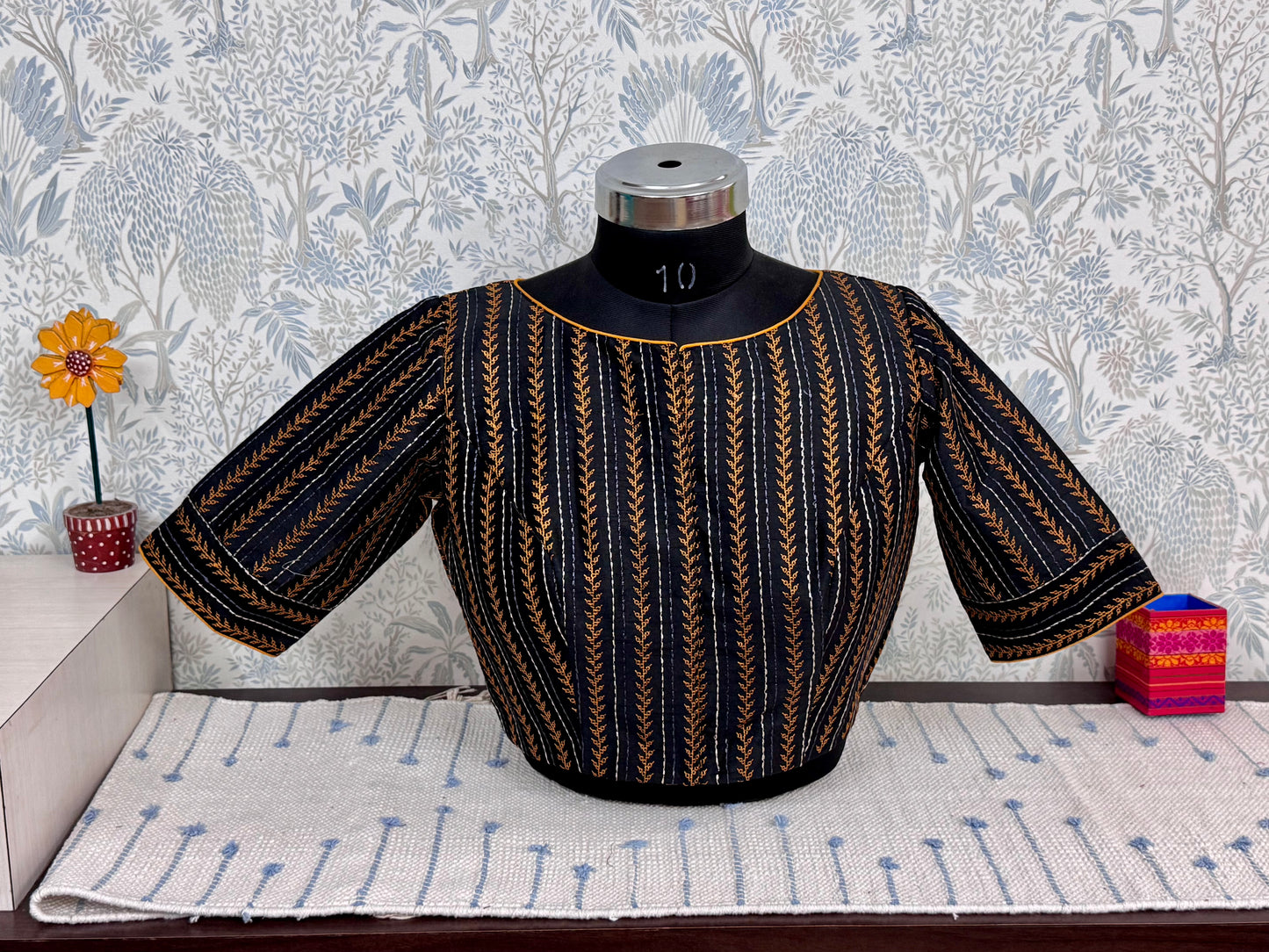 kasuti blouse black