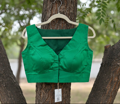 green crop top