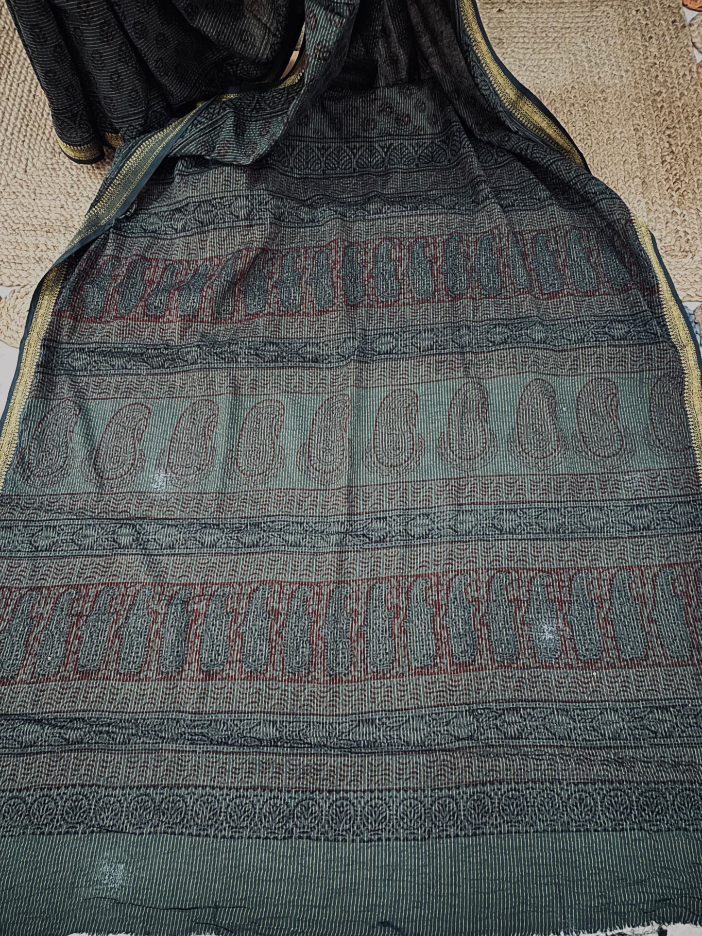 VEDIKA : COTTON BAGH SAREE, DARK GREEN