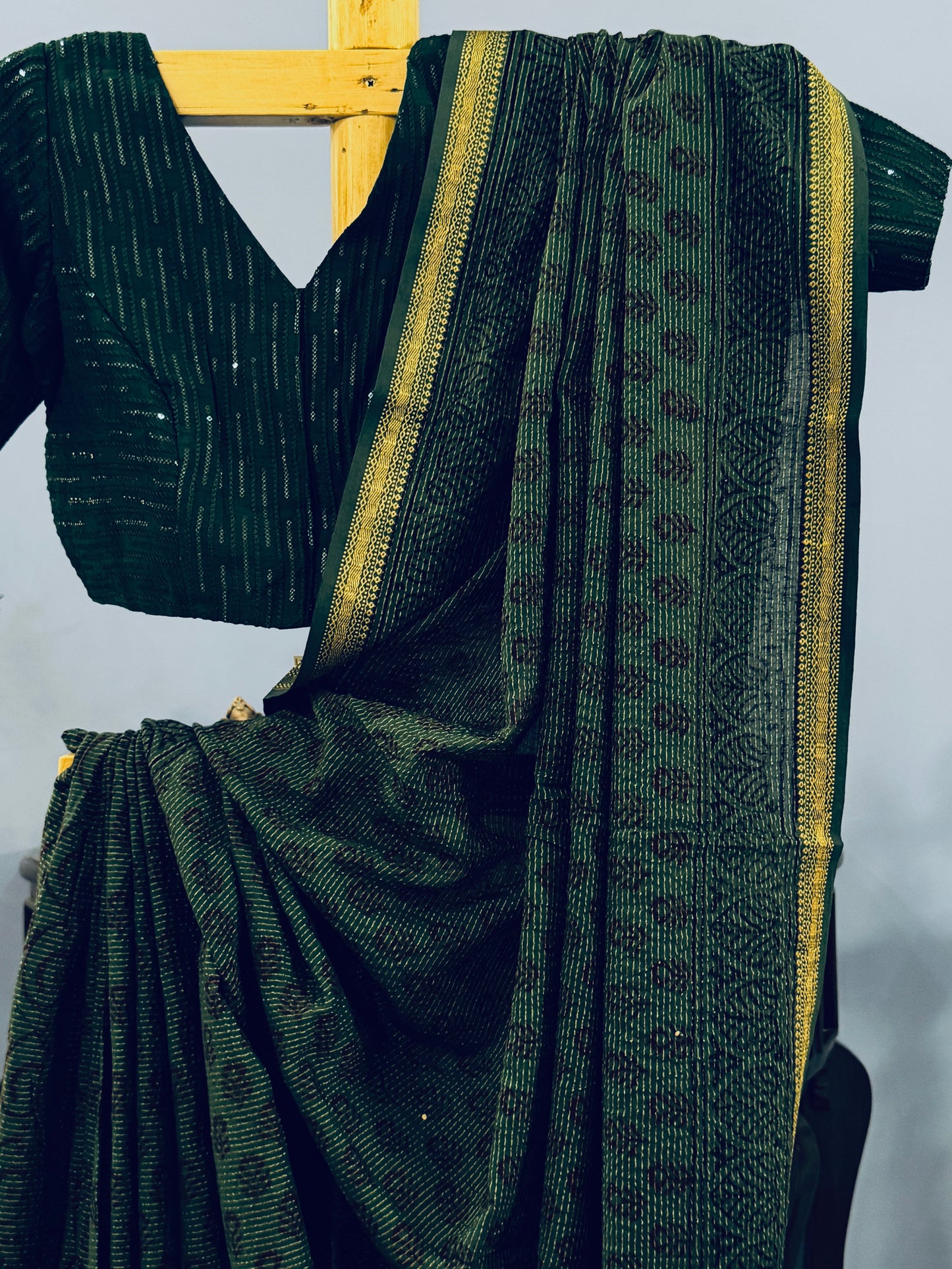 VEDIKA : COTTON BAGH SAREE, DARK GREEN