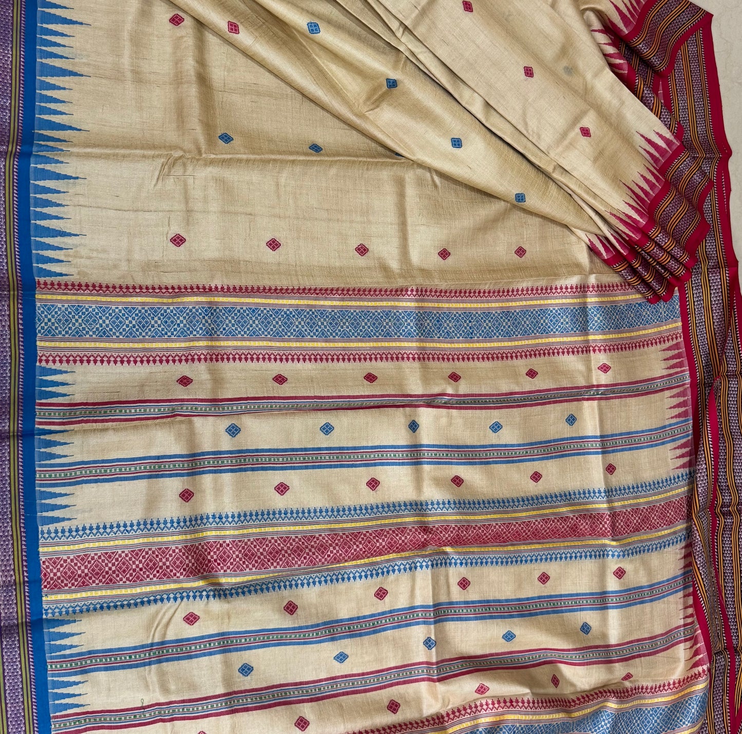 VARSHA : KARVATI KINAAR TUSSAR SILK JHALA PALLA WITH PINK AND BLUE BORDERS