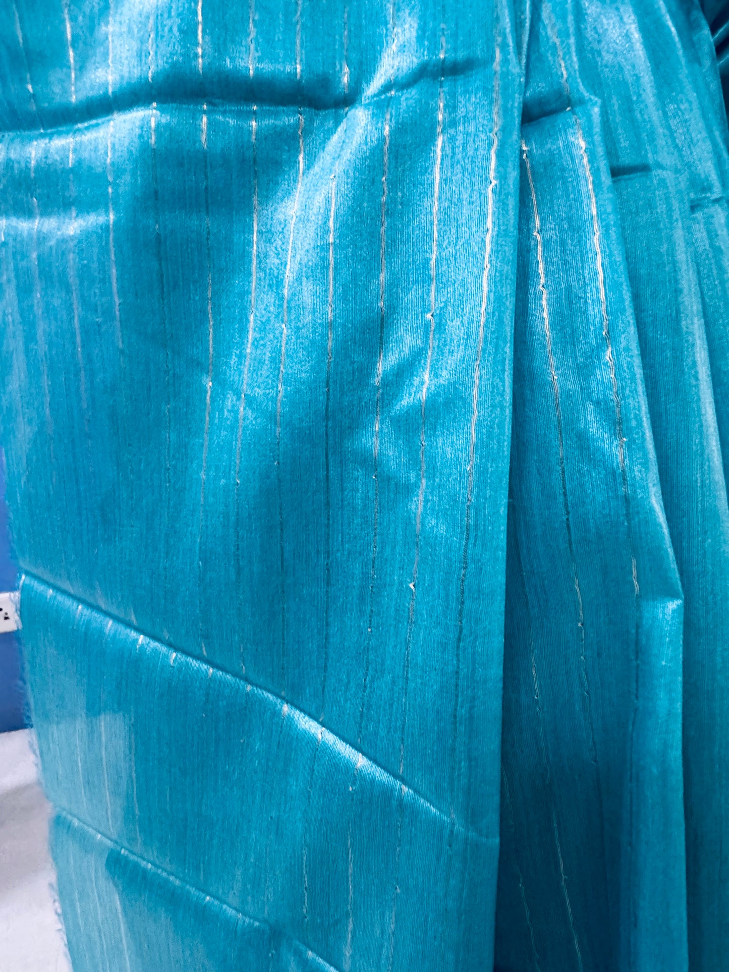 NUTAN : TUSSAR MUNGA SILK SAREE WITH INTRICATE ZARI BORDER