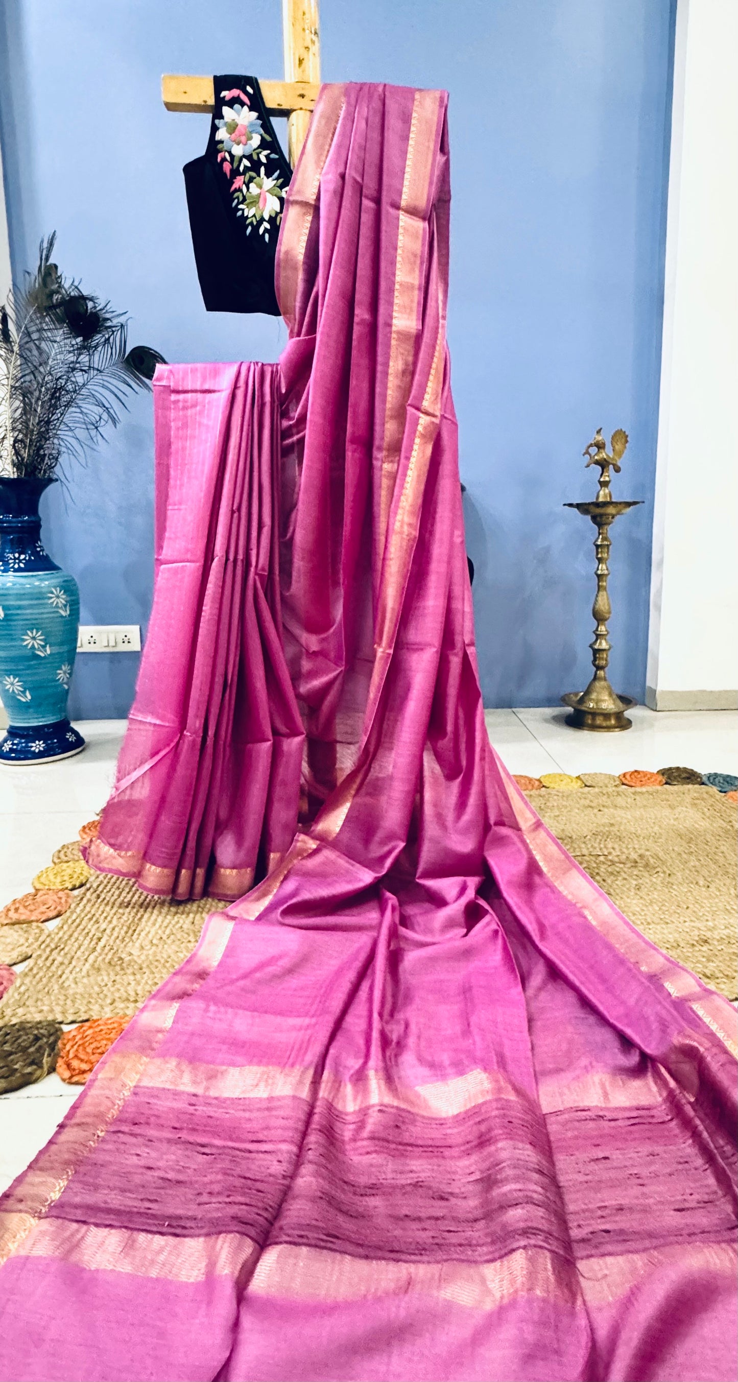 INDEERA : TUSSAR MUNGA SILK SAREE WITH INTRICATE ZARI BORDER
