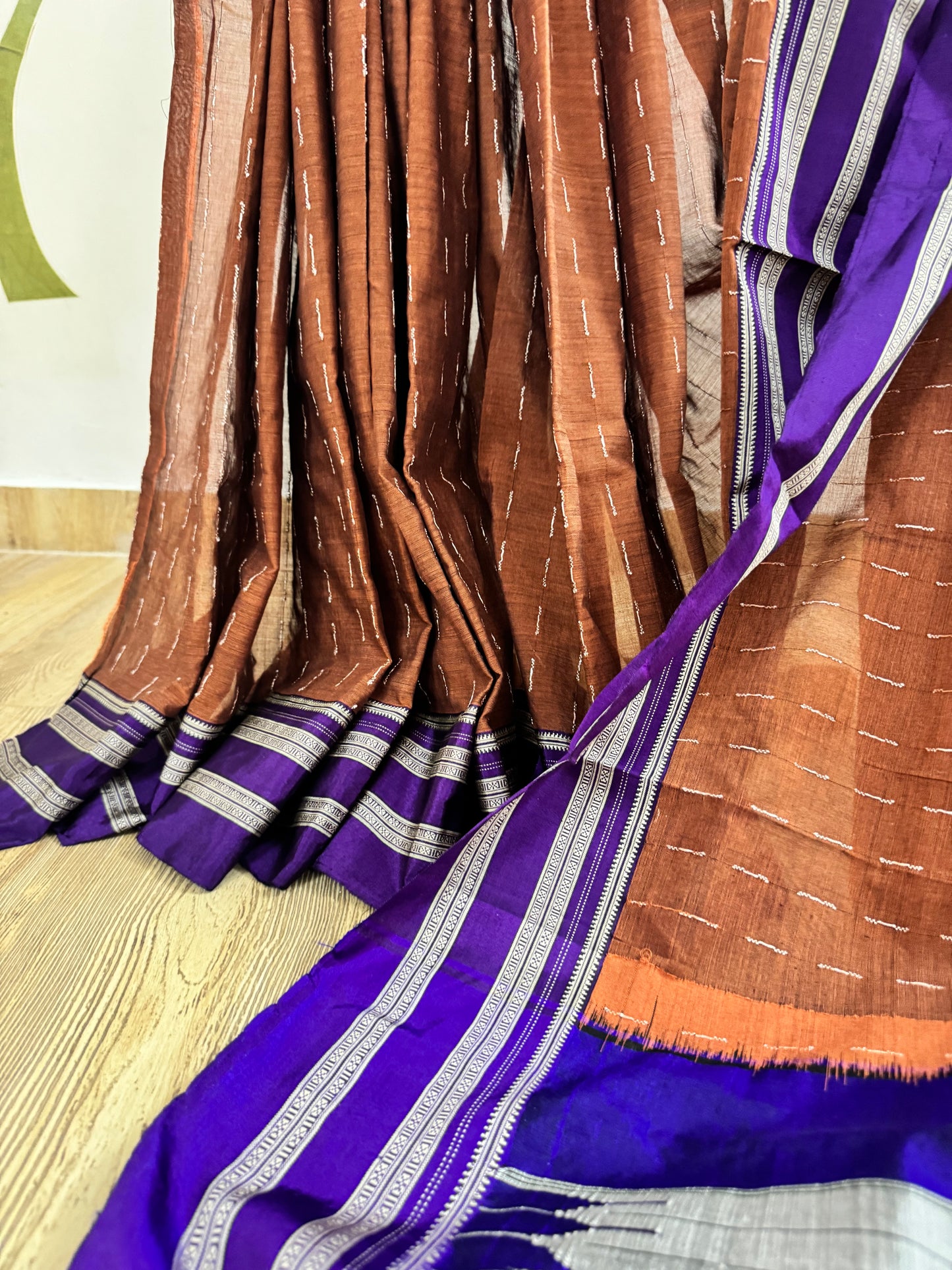 VASUNDHARA : BROWN ILKAL COTTON SAREE