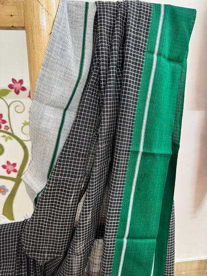 KRISHNAA : PATTEDA ANCHU SAREE WITH GREEN AND BLACK BORDER