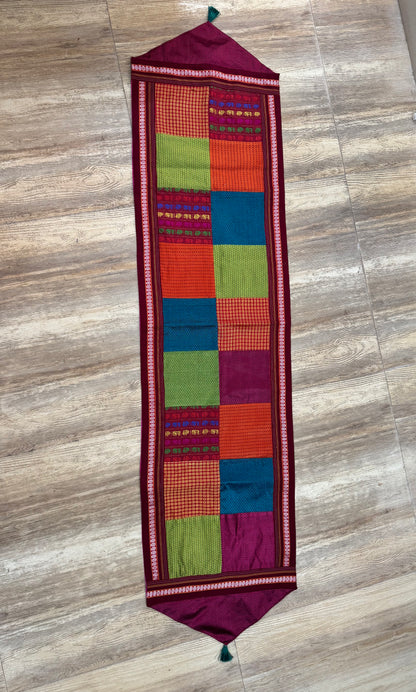 MULTICOLOUR QUILTED TABLE RUNNER