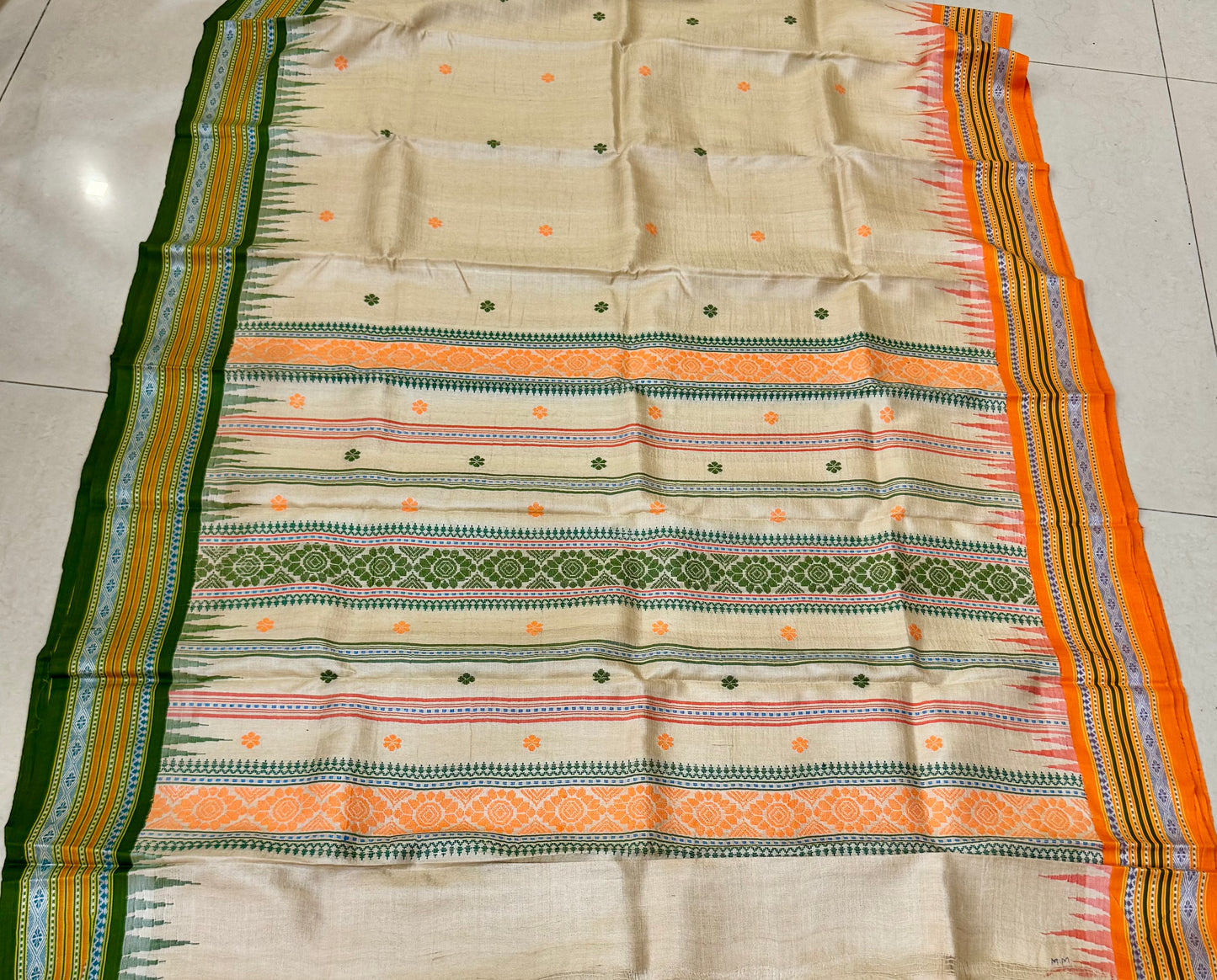 TANAYA : KARVATI KINAAR TUSSAR SILK JHALA PALLA WITH LIGHT-ORANGE AND GREEN  BORDERS