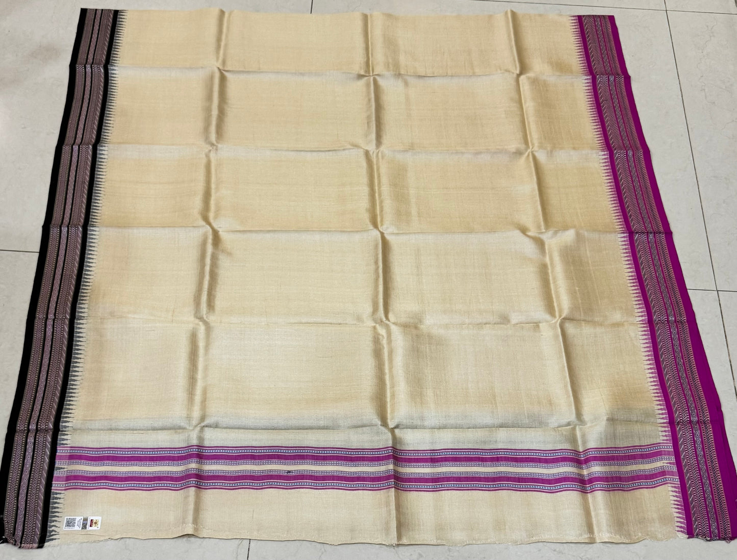 MANGALA : KARVATI KINAAR TUSSAR SILK DUPATTA