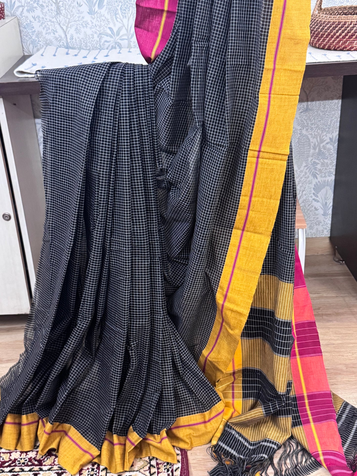 SHUBHASVI : PATTEDA ANCHU SAREE