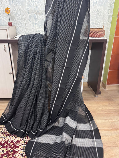 GANDHA : PATTEDA ANCHU SAREE