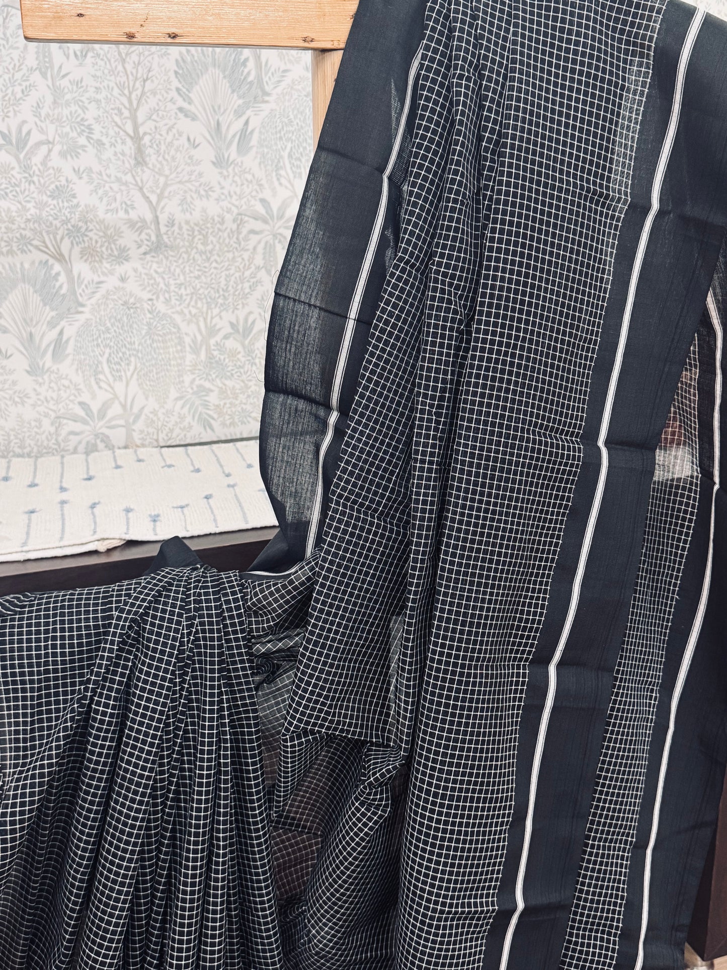 GANDHA : PATTEDA ANCHU SAREE