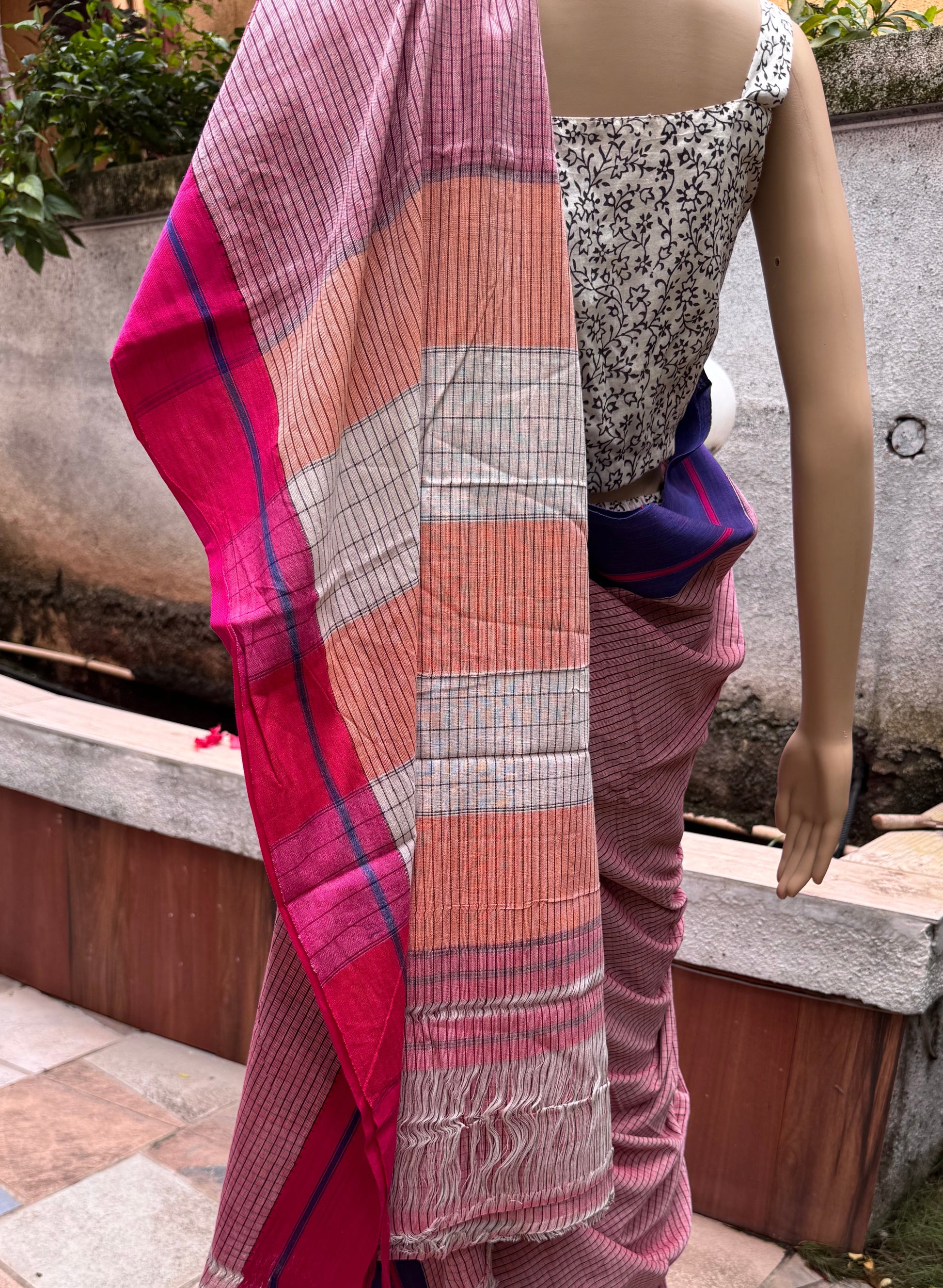 Patteda Anchu handloom cotton saree