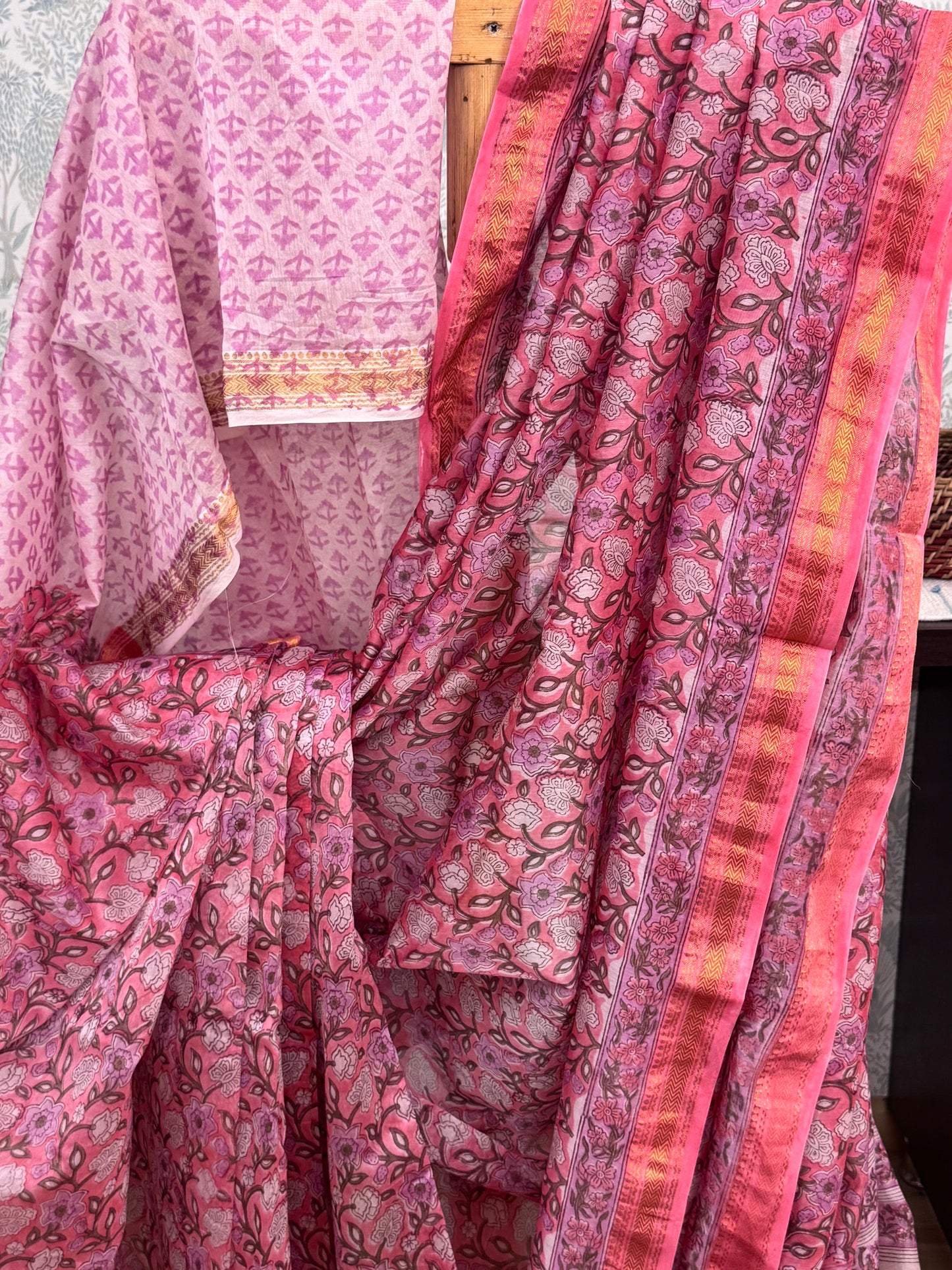 RUKMINI : HAND BLOCK PRINTED MAHESHWARI SILK COTTON SAREE